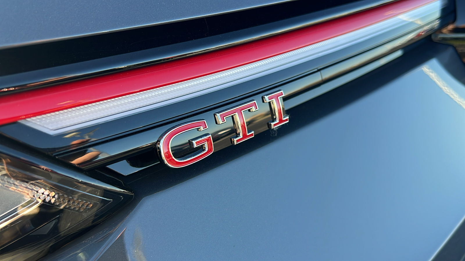 2024 Volkswagen Golf GTI 380 SE 12