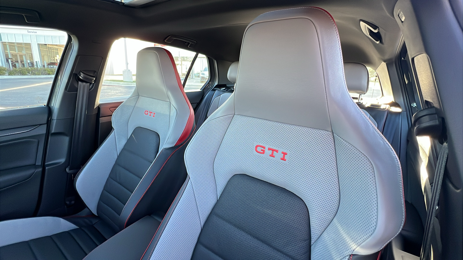 2024 Volkswagen Golf GTI 380 SE 27