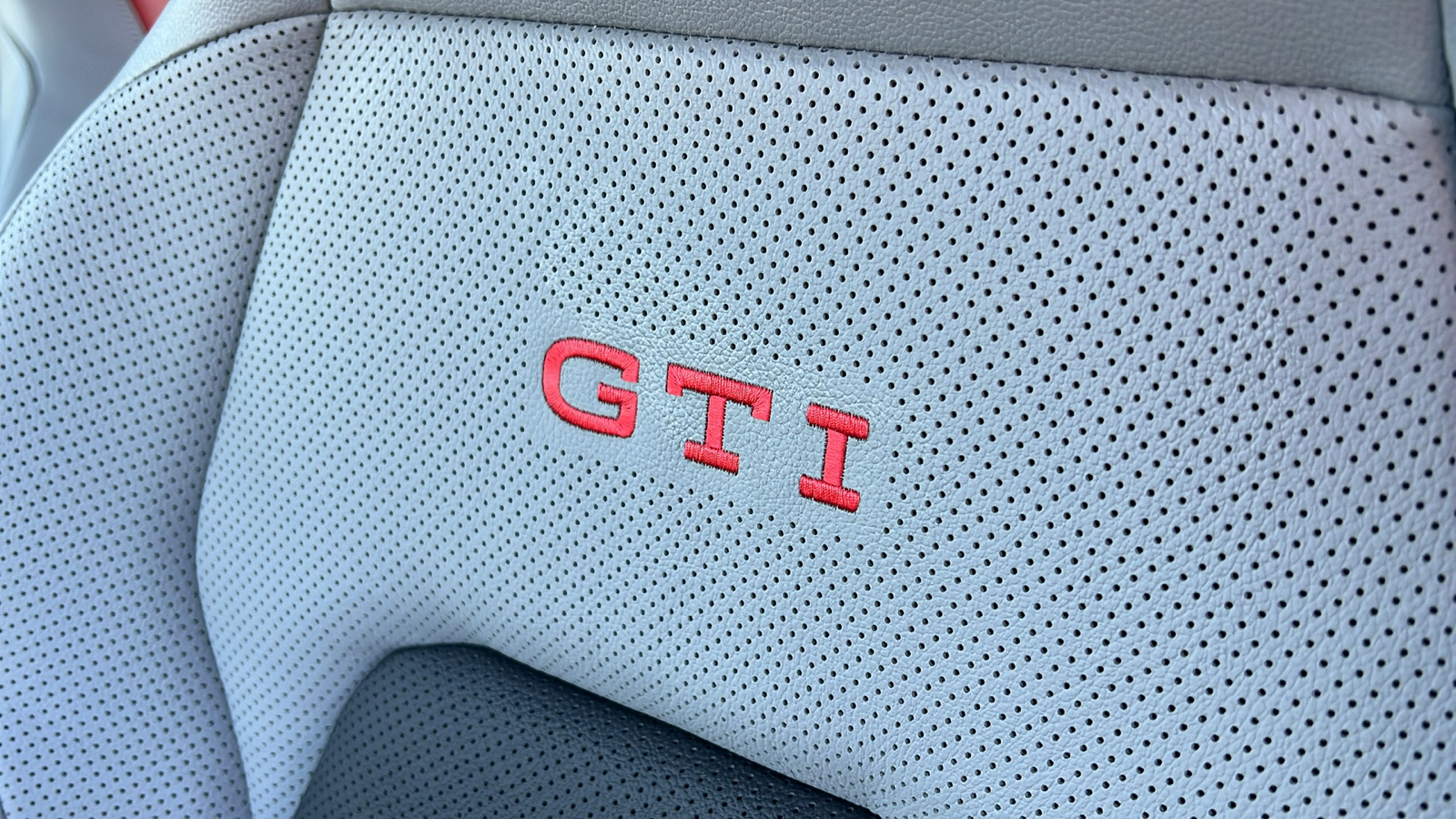 2024 Volkswagen Golf GTI 380 SE 28