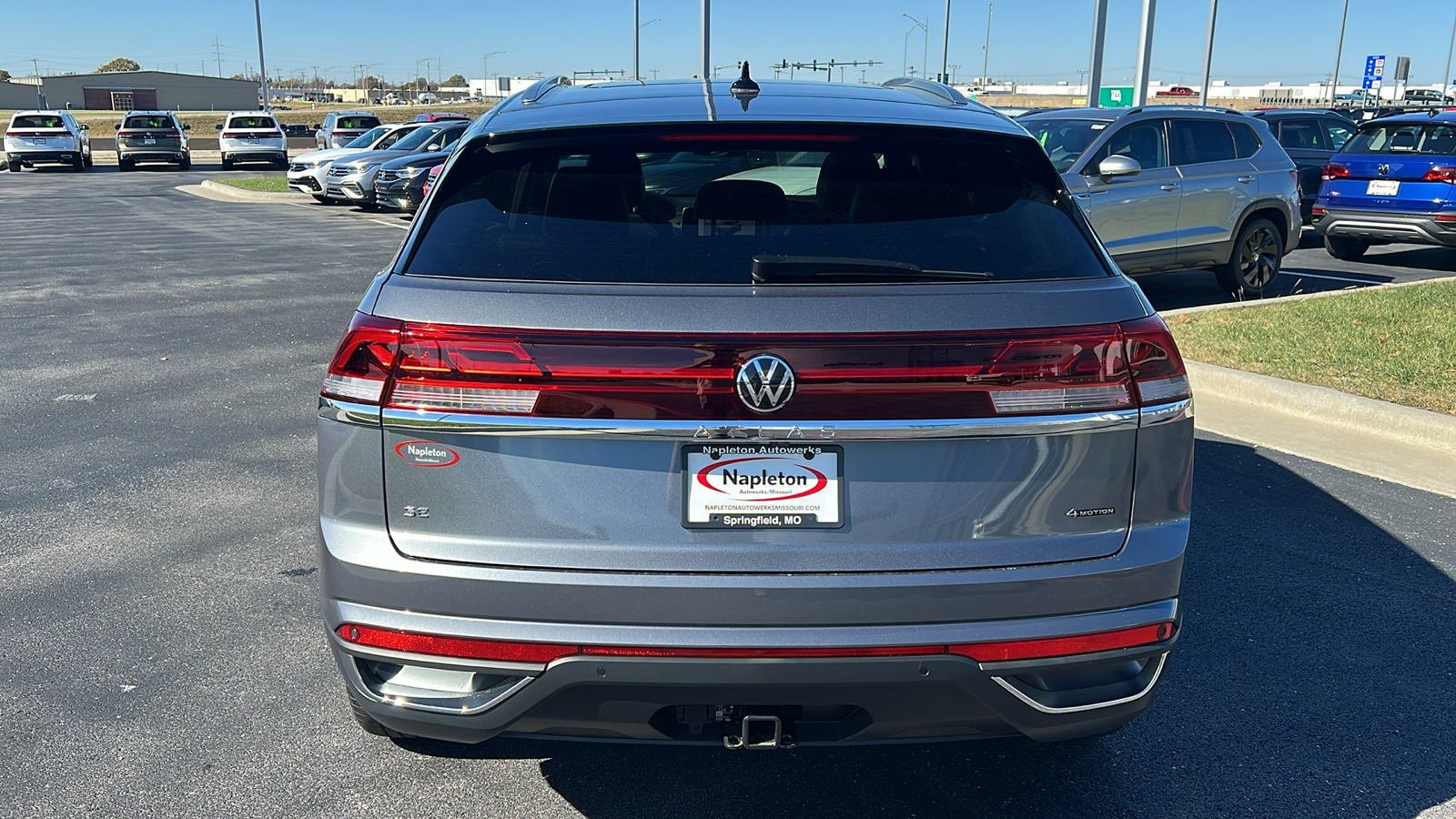 2024 Volkswagen Atlas Cross Sport 2.0T SE w/Technology 5