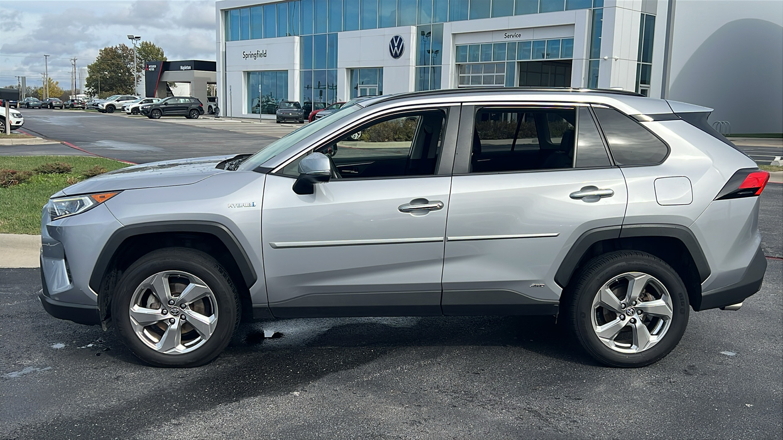 2019 Toyota RAV4 Hybrid Limited 2