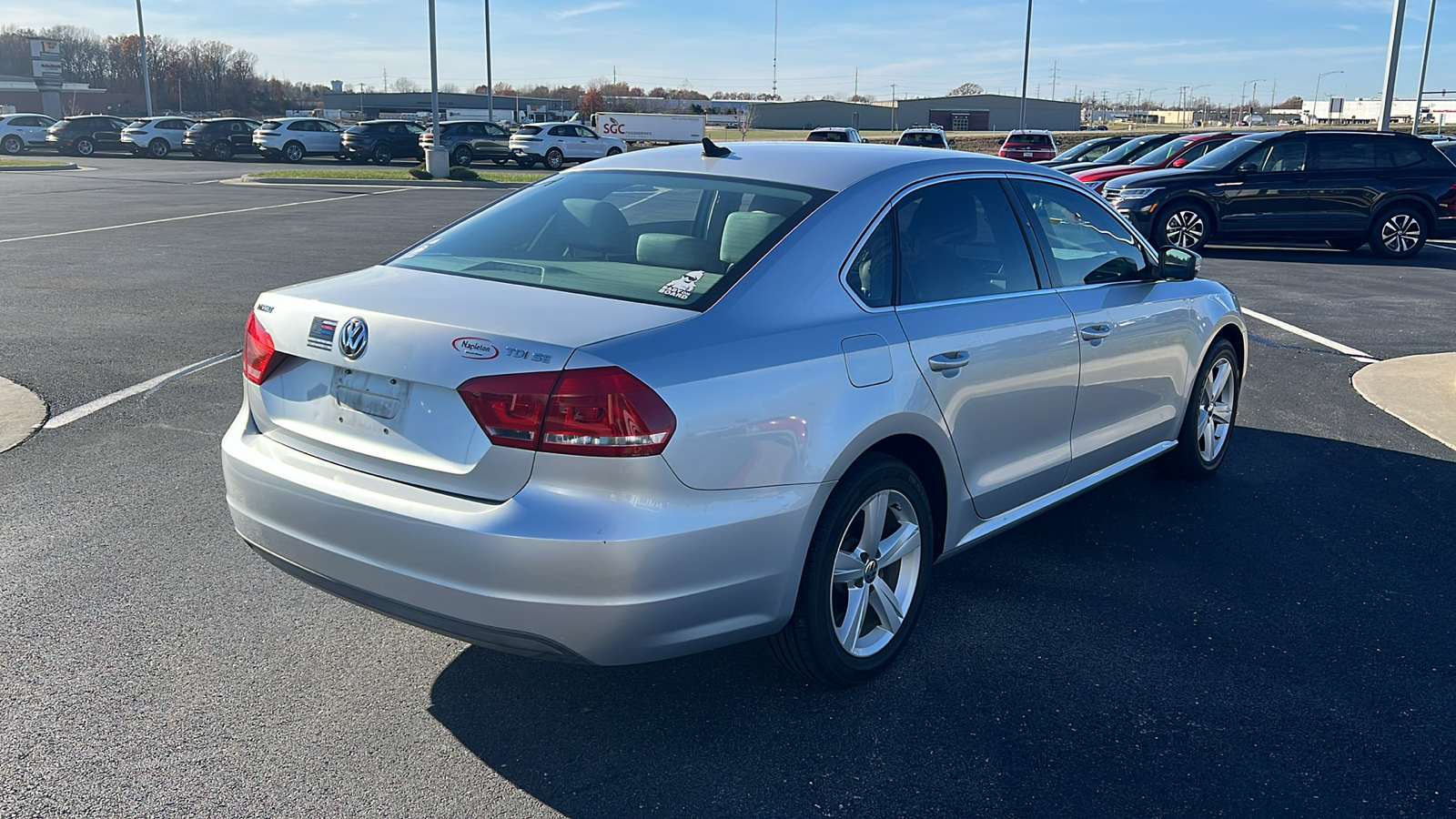 2013 Volkswagen Passat TDI SE w/Sunroof 6