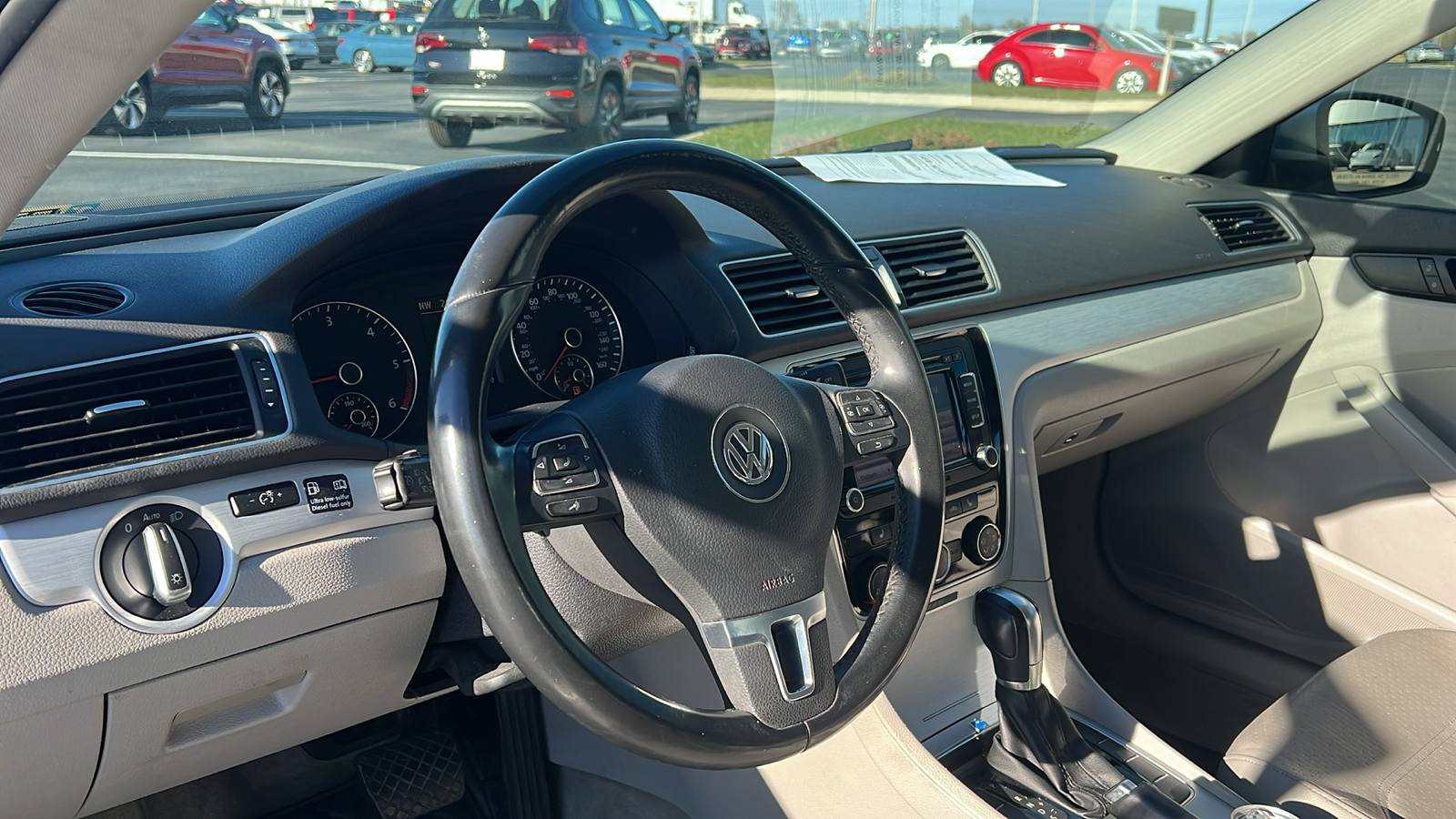 2013 Volkswagen Passat TDI SE w/Sunroof 10