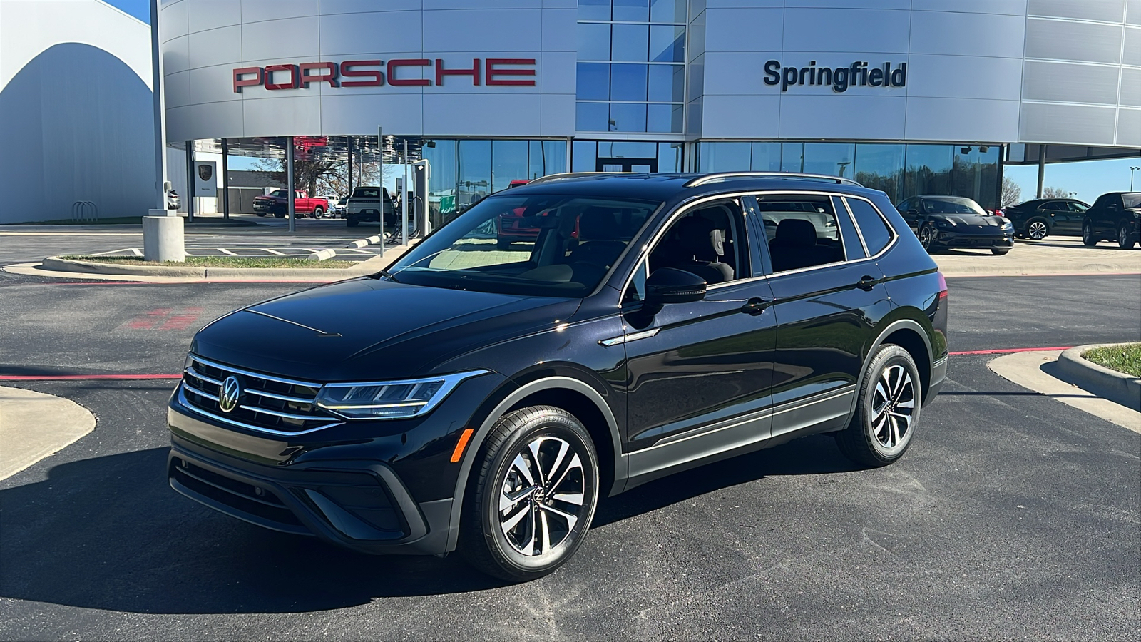 2024 Volkswagen Tiguan S 1