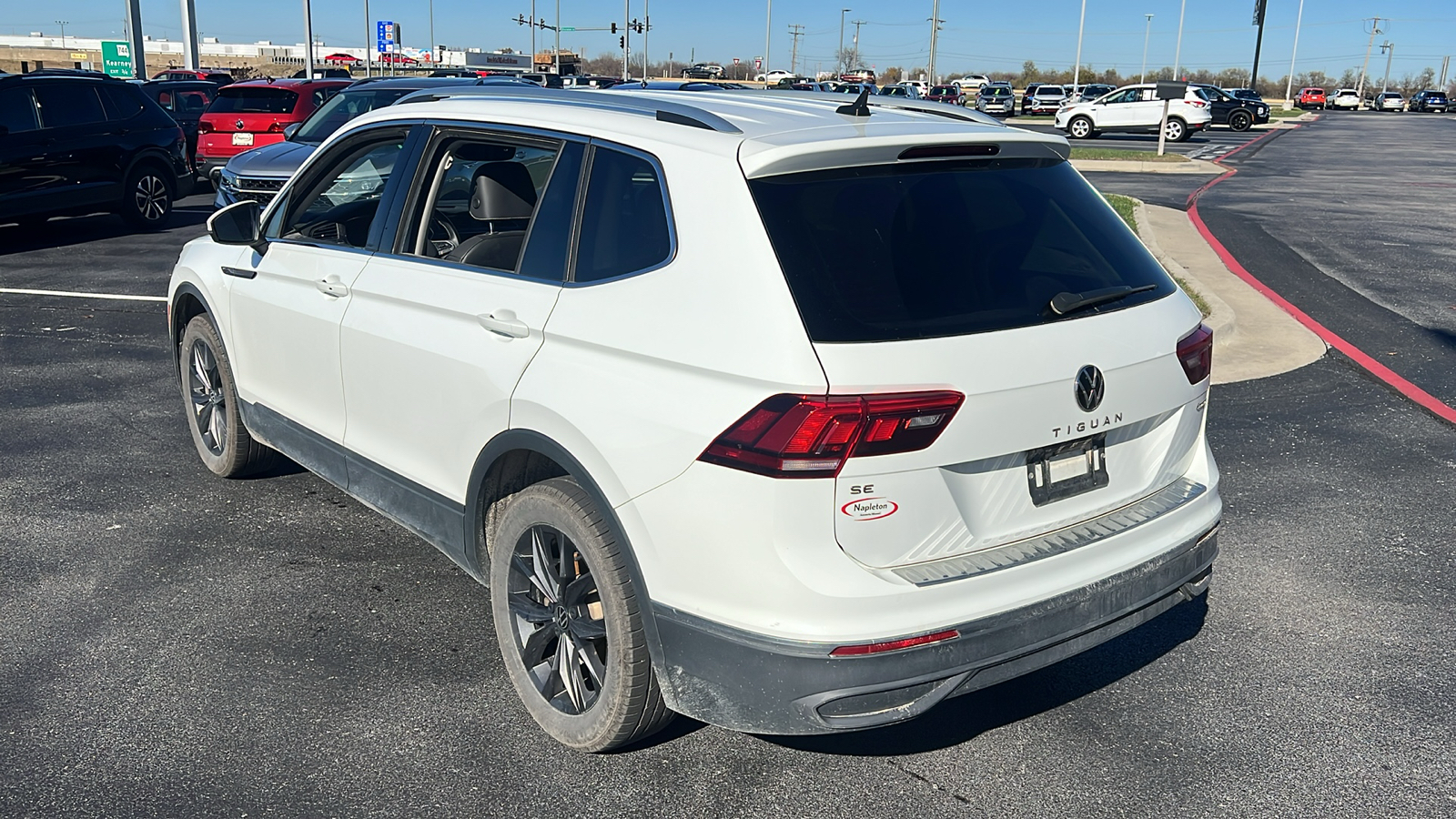 2022 Volkswagen Tiguan SE 4