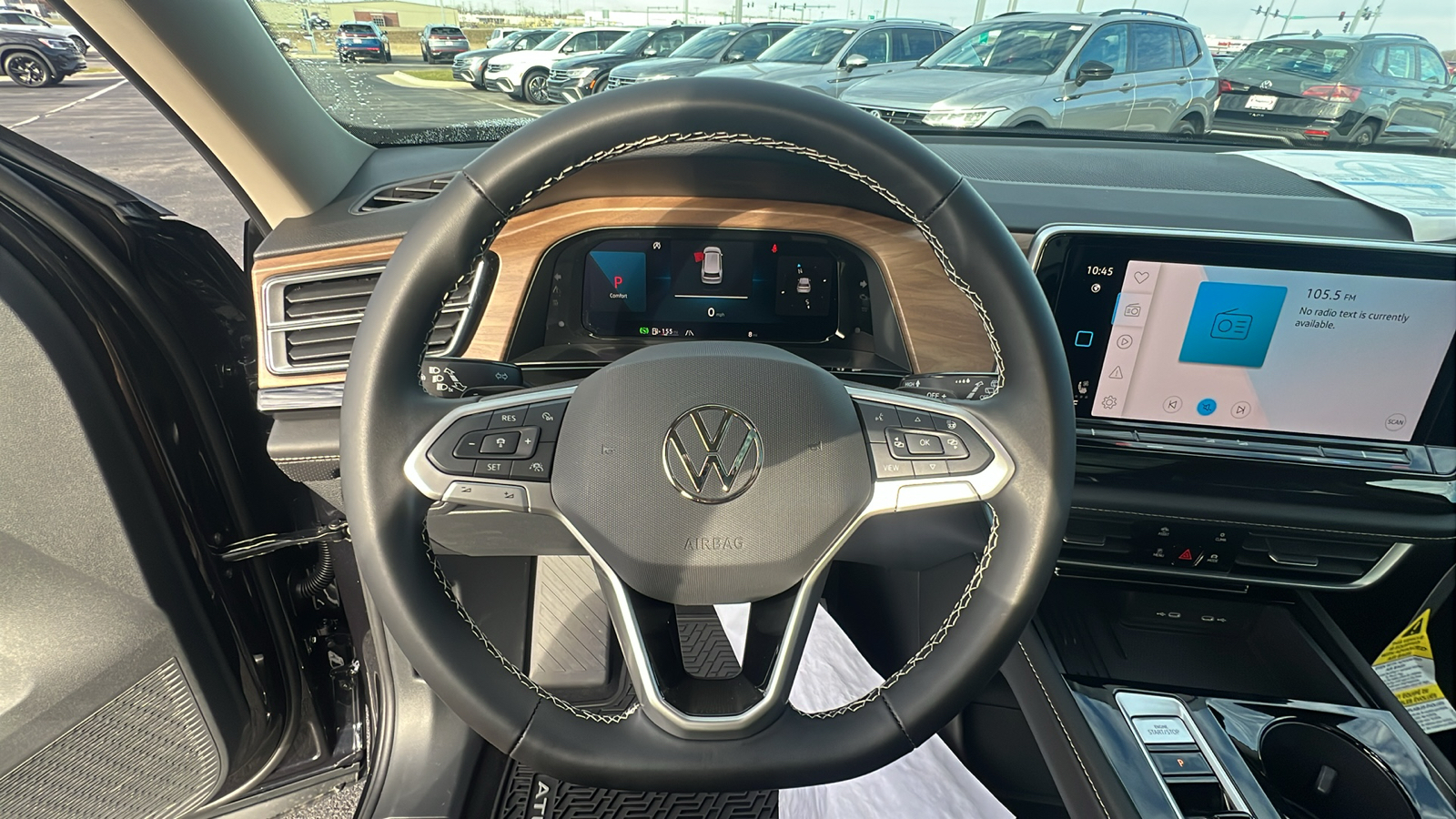 2025 Volkswagen Atlas 2.0T SE w/Technology 17