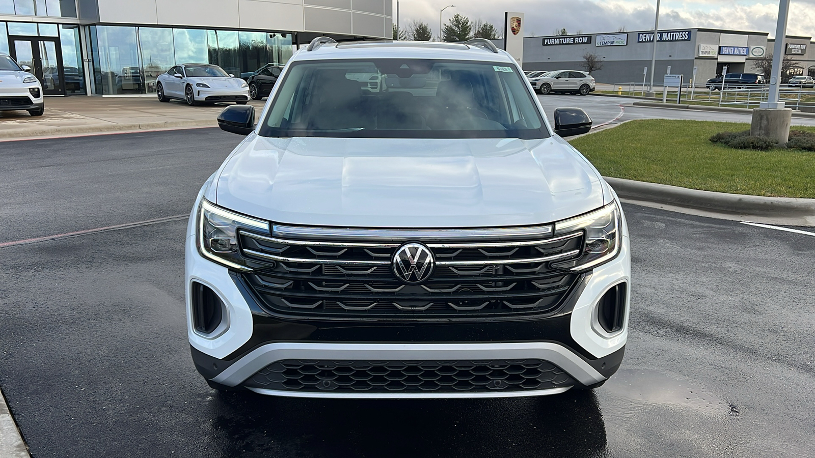 2025 Volkswagen Atlas 2.0T Peak Edition 11