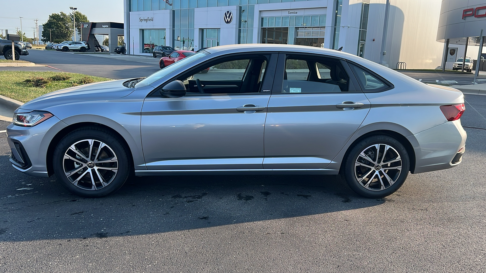 2025 Volkswagen Jetta Sport 2