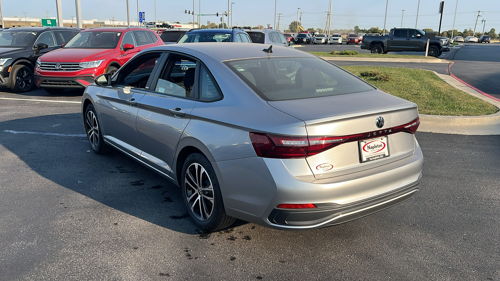 2025 Volkswagen Jetta Sport 4