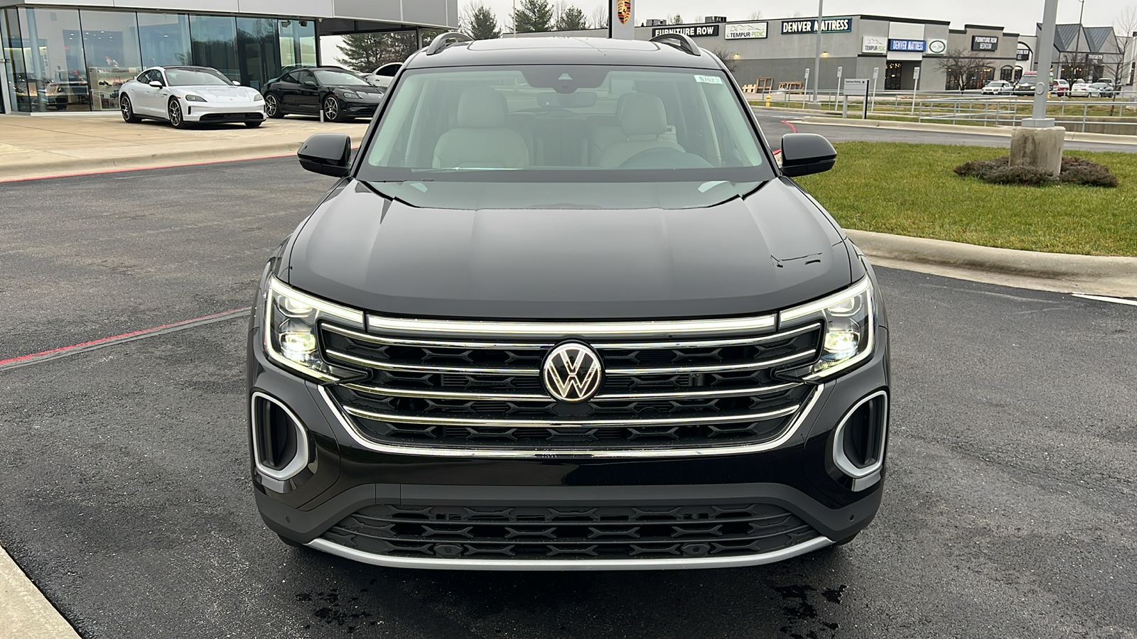 2025 Volkswagen Atlas 2.0T SE w/Technology 11