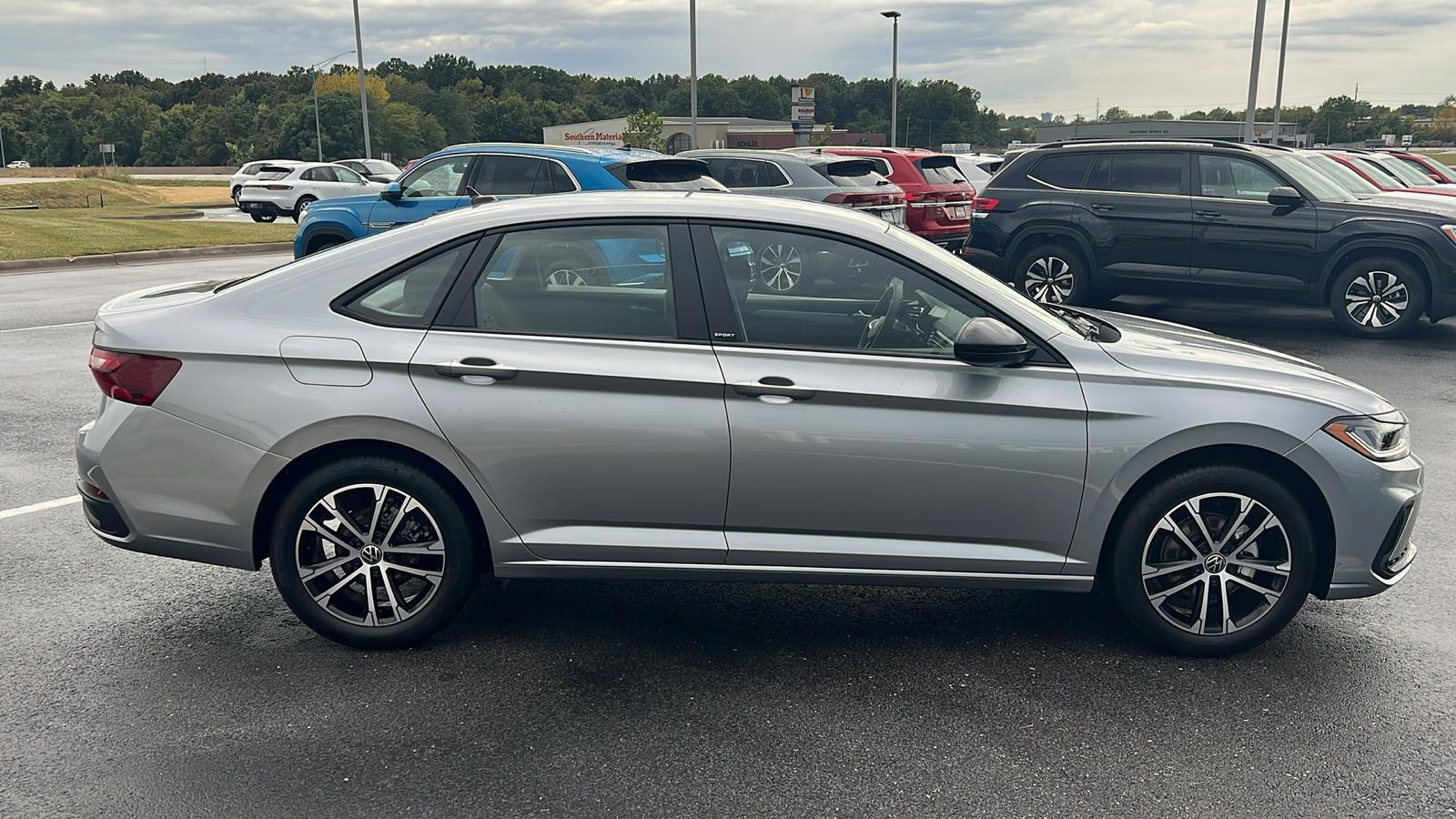 2025 Volkswagen Jetta Sport 8