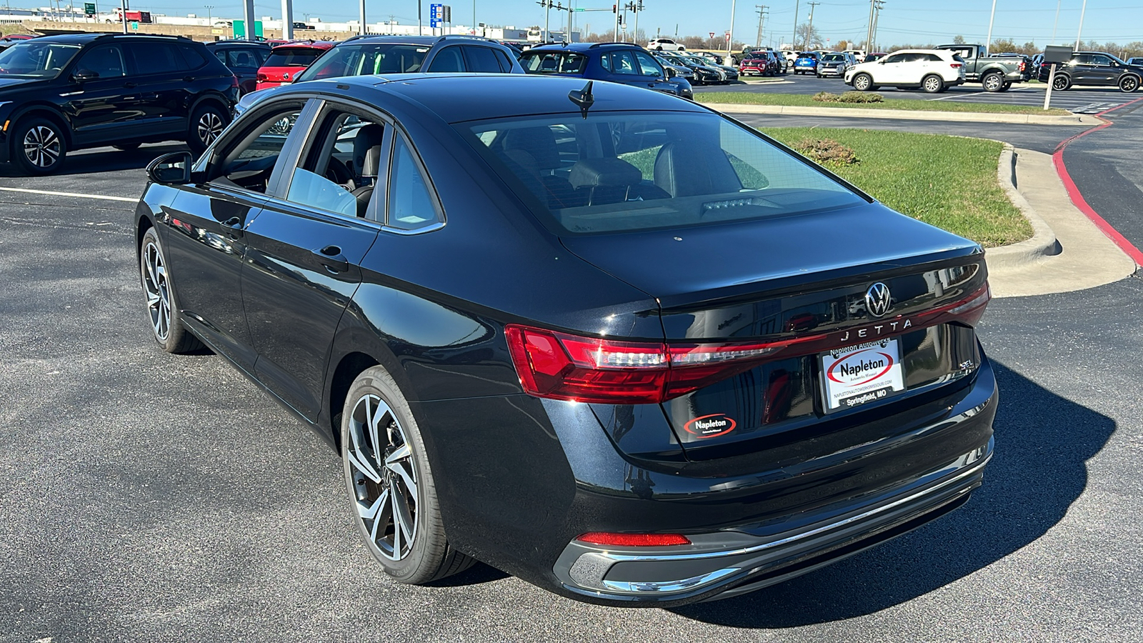 2025 Volkswagen Jetta SEL 4