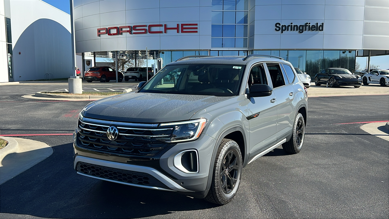 2025 Volkswagen Atlas 2.0T Peak Edition 1