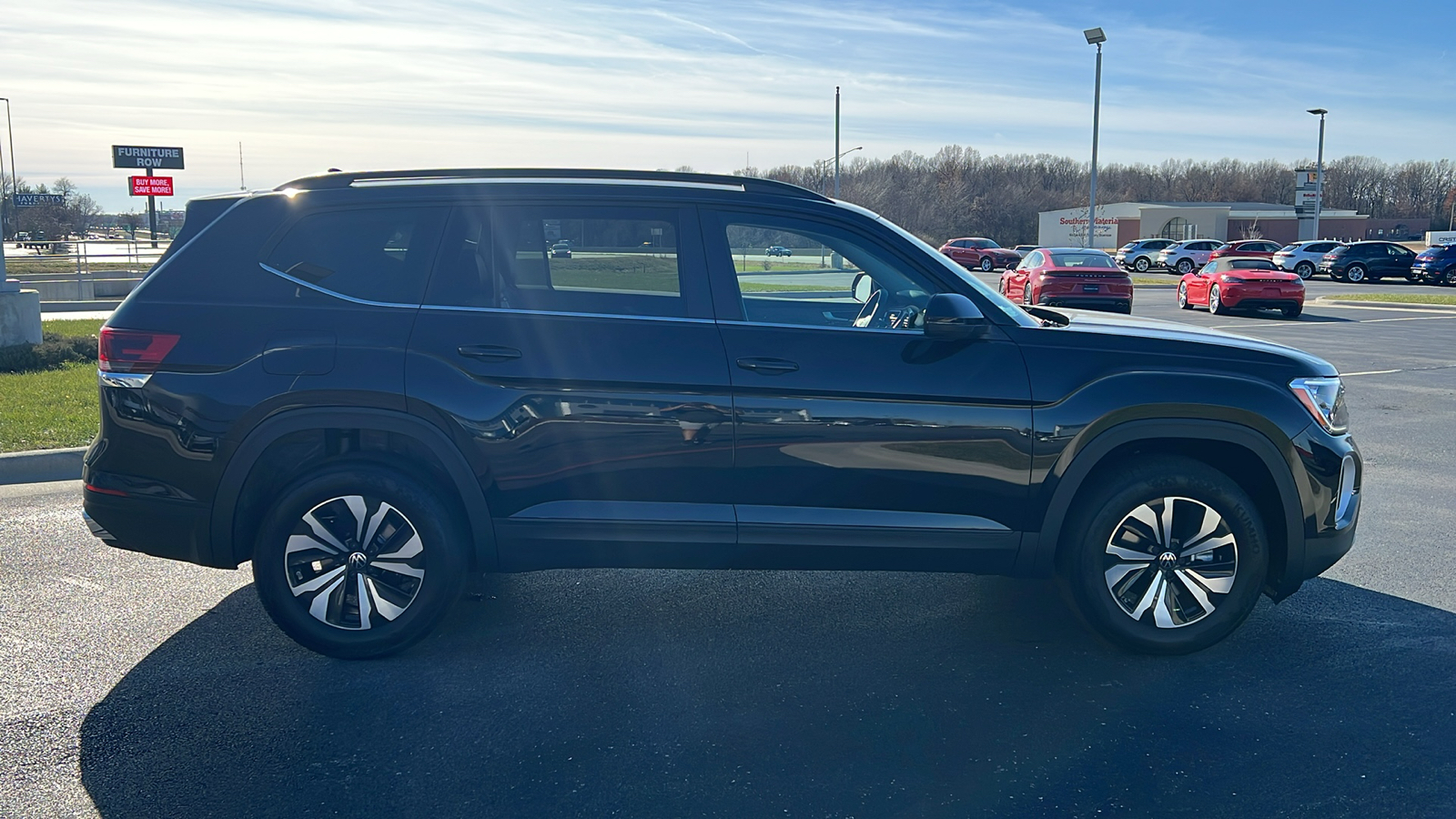 2025 Volkswagen Atlas 2.0T SE 9