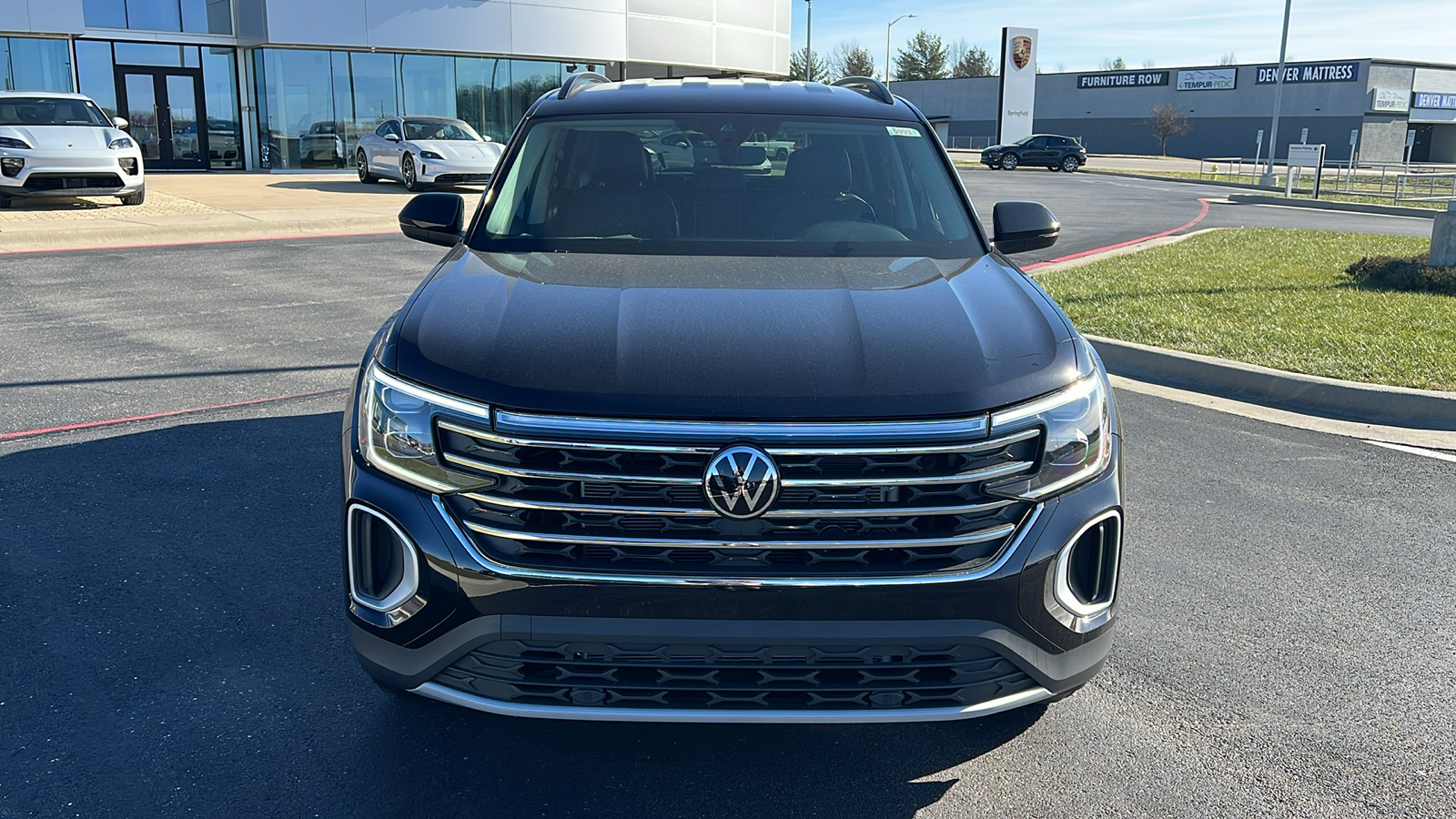 2025 Volkswagen Atlas 2.0T SE 11