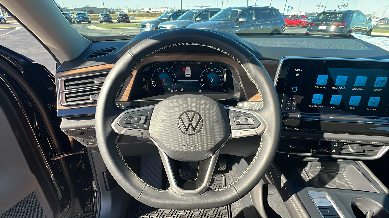 2025 Volkswagen Atlas 2.0T SE 17