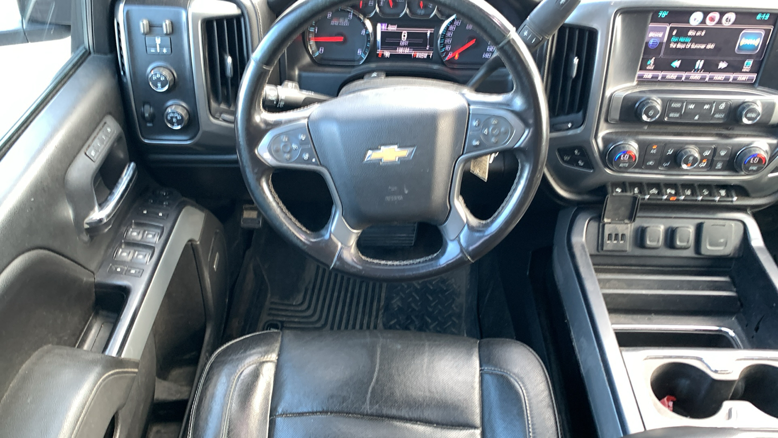 2015 Chevrolet Silverado 2500HD LTZ 11