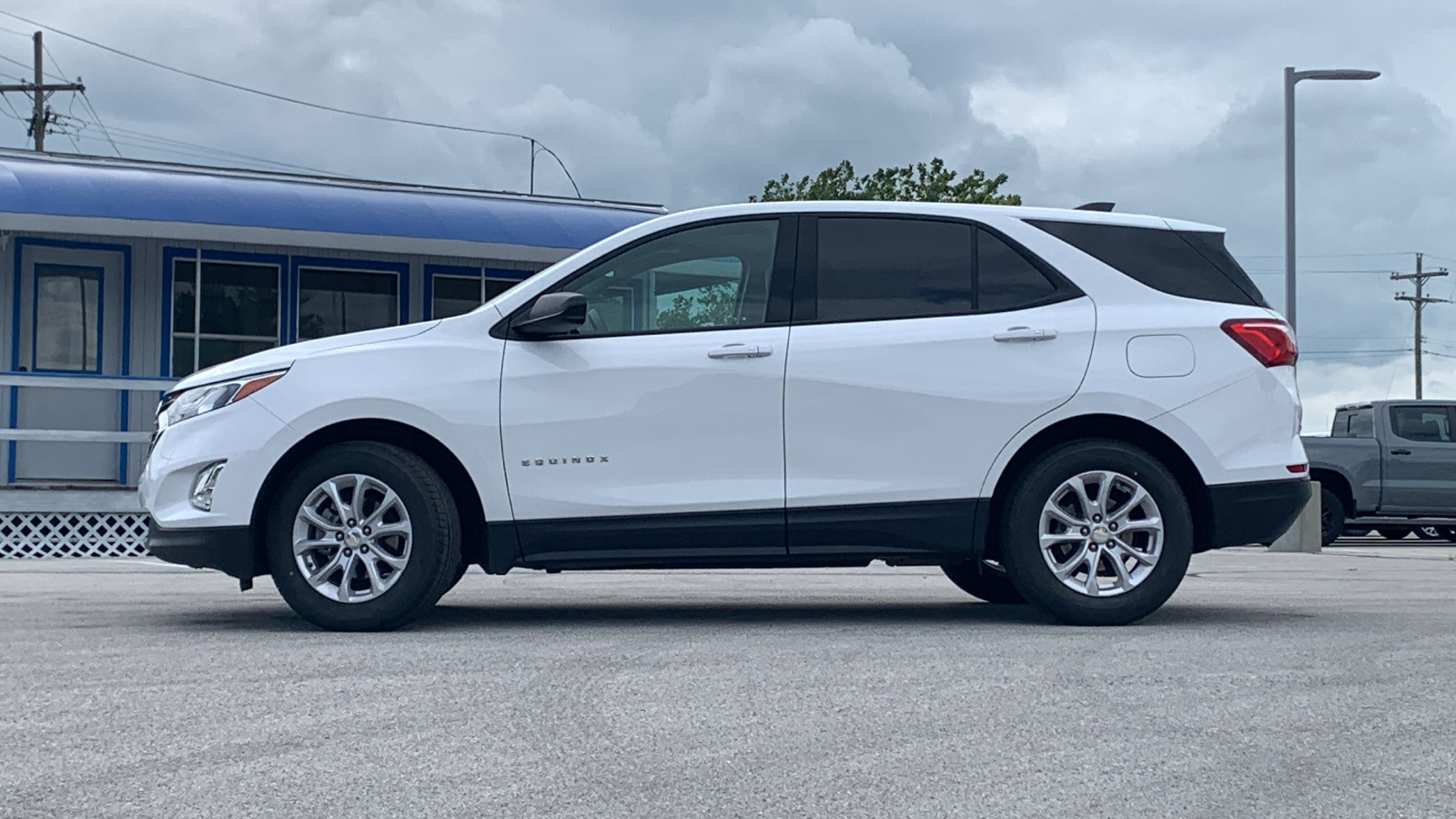 2019 Chevrolet Equinox LS 2