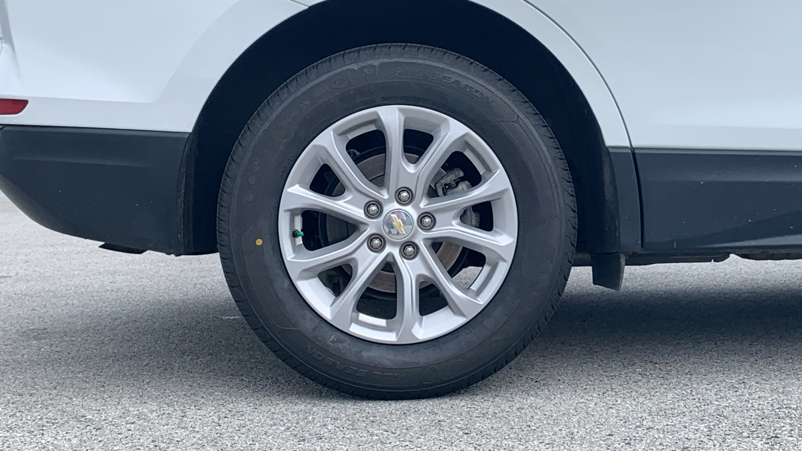 2019 Chevrolet Equinox LS 9