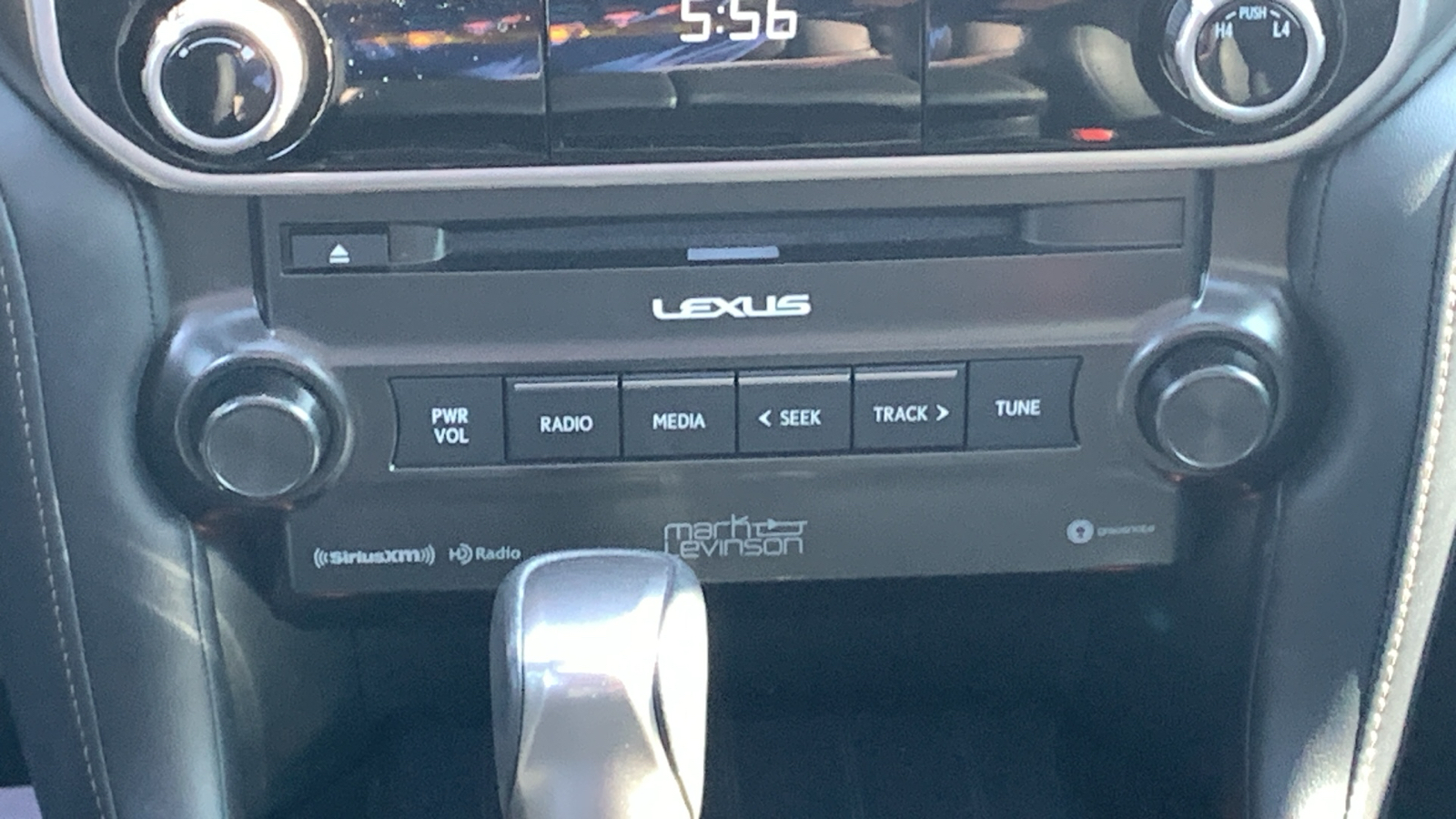 2022 Lexus GX 460 17