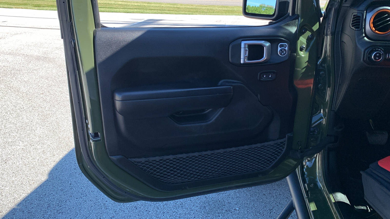 2021 Jeep Gladiator Mojave 21