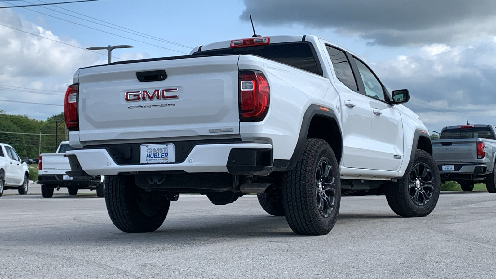 2024 GMC Canyon Elevation 4