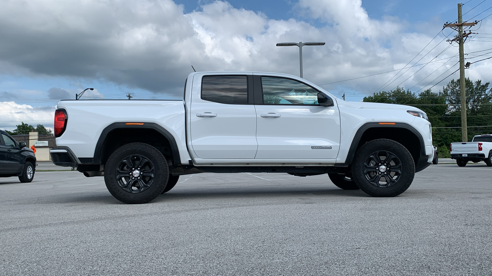 2024 GMC Canyon Elevation 5