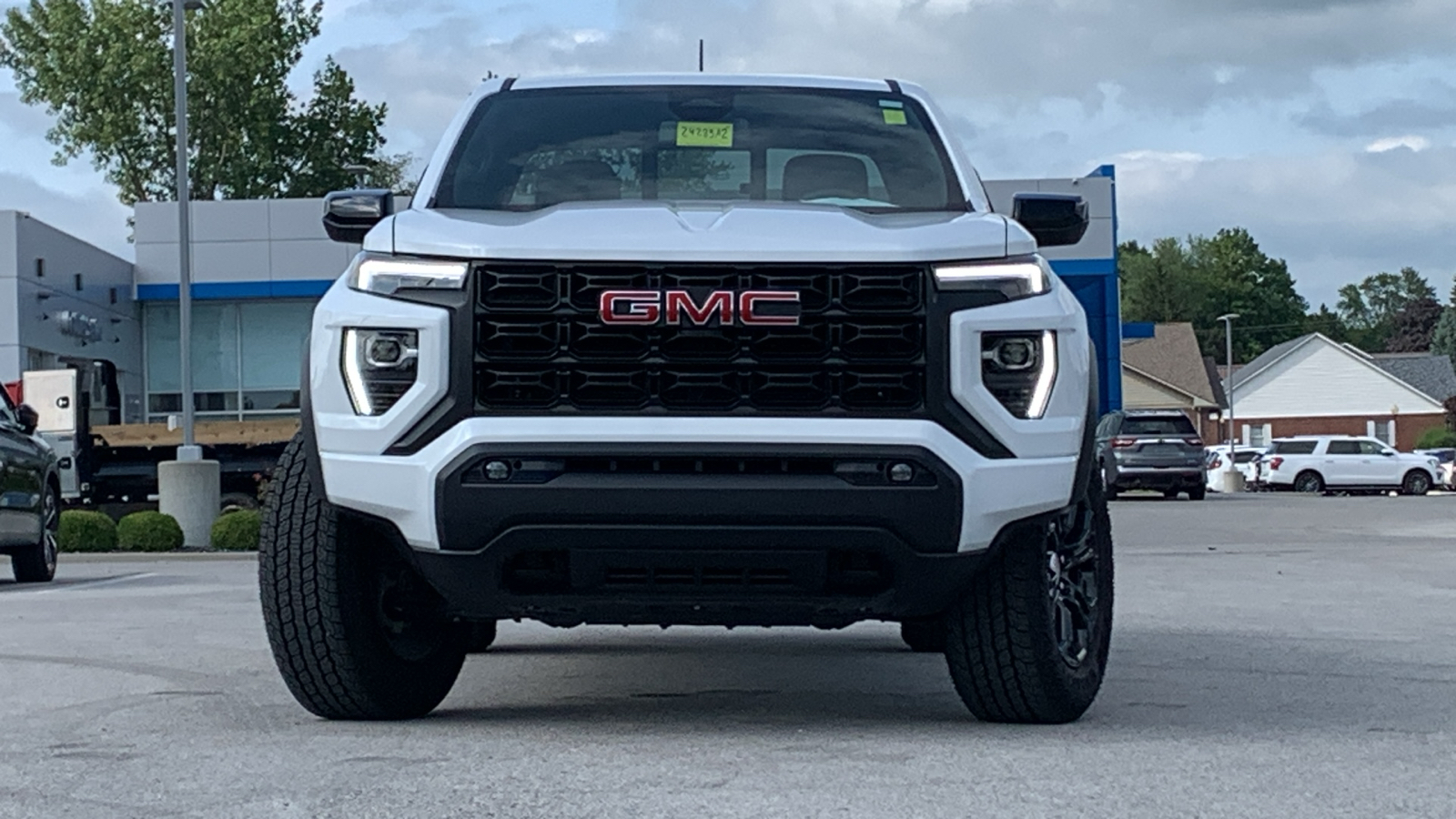 2024 GMC Canyon Elevation 7