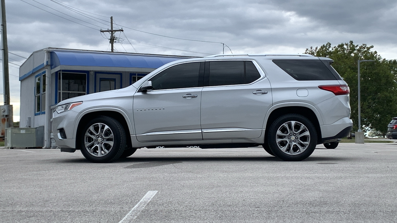 2020 Chevrolet Traverse Premier 2