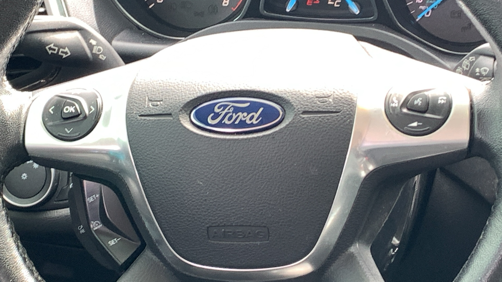 2016 Ford Escape Titanium 12