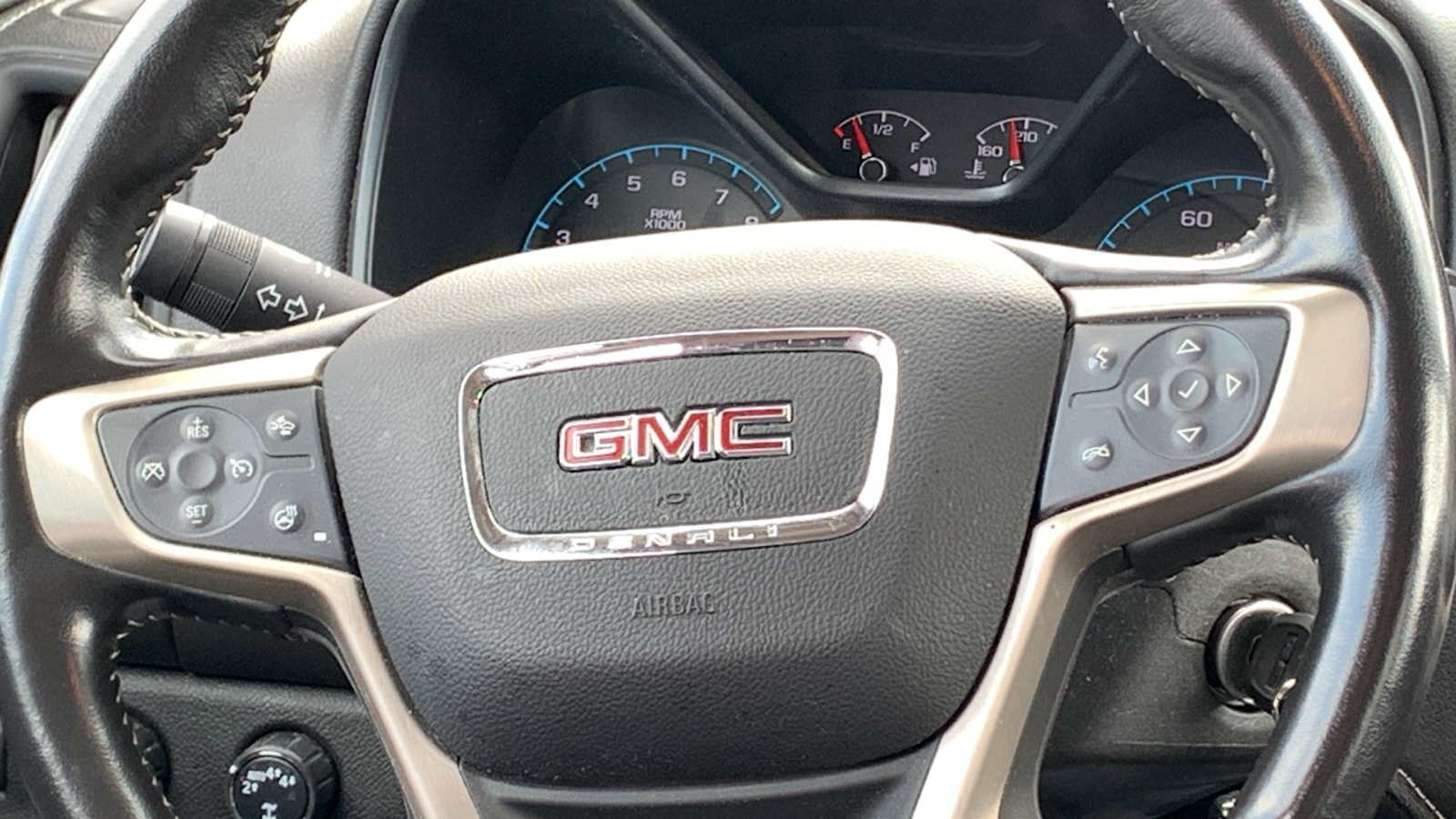 2019 GMC Canyon Denali 12