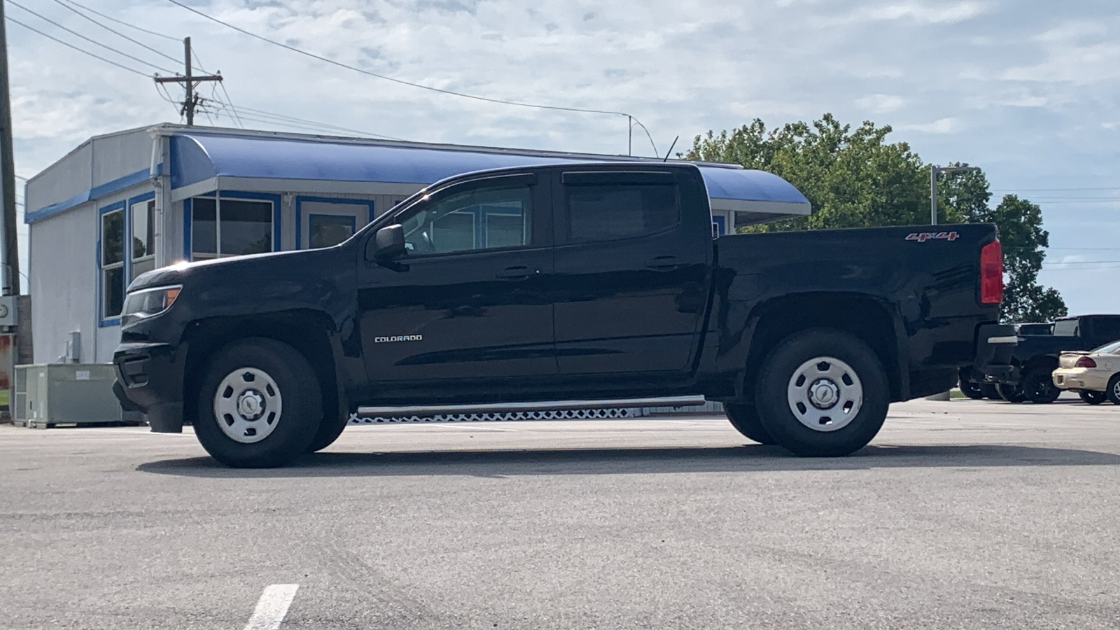 2022 Chevrolet Colorado LT 2