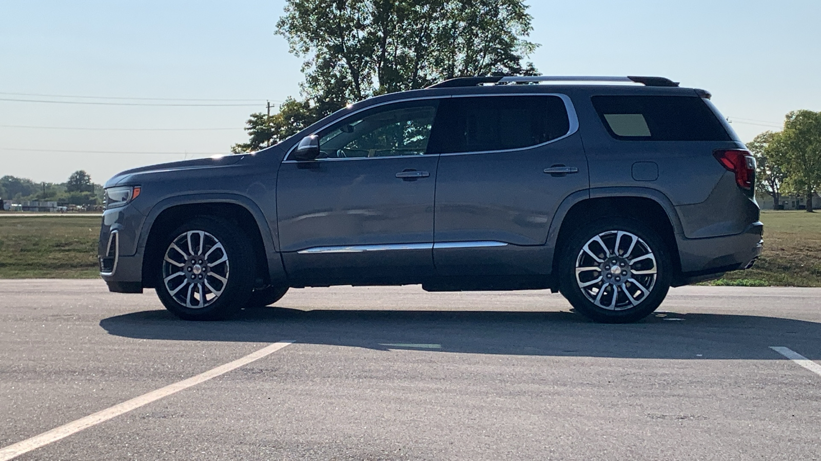 2021 GMC Acadia Denali 2