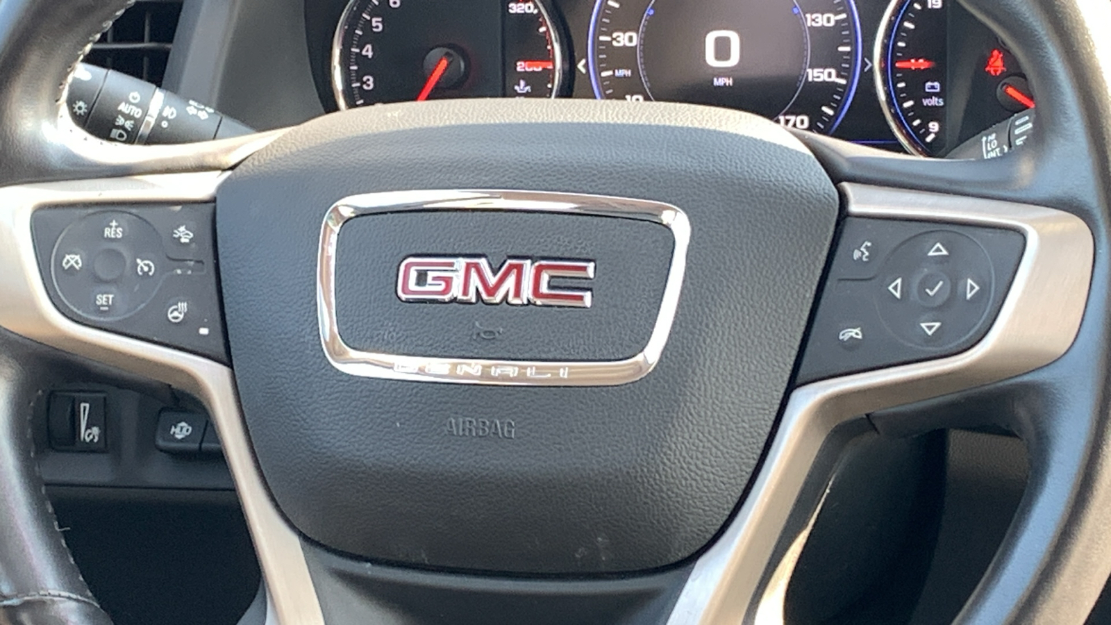 2021 GMC Acadia Denali 14