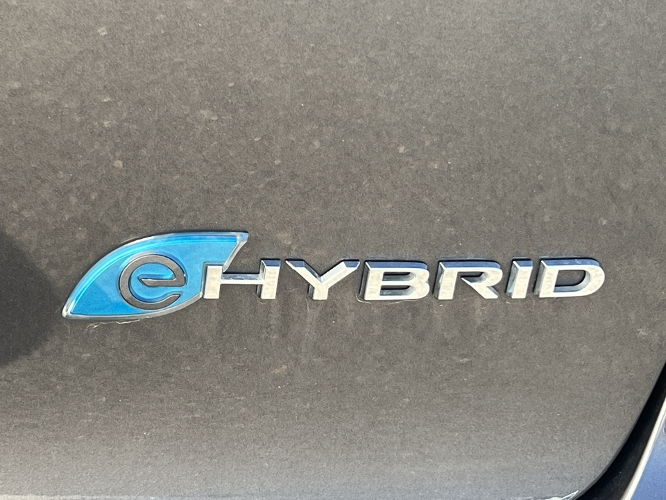 2022 Chrysler Pacifica Hybrid Limited 2