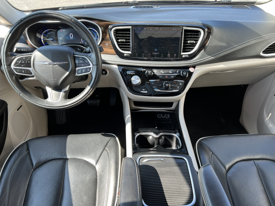 2022 Chrysler Pacifica Hybrid Limited 3