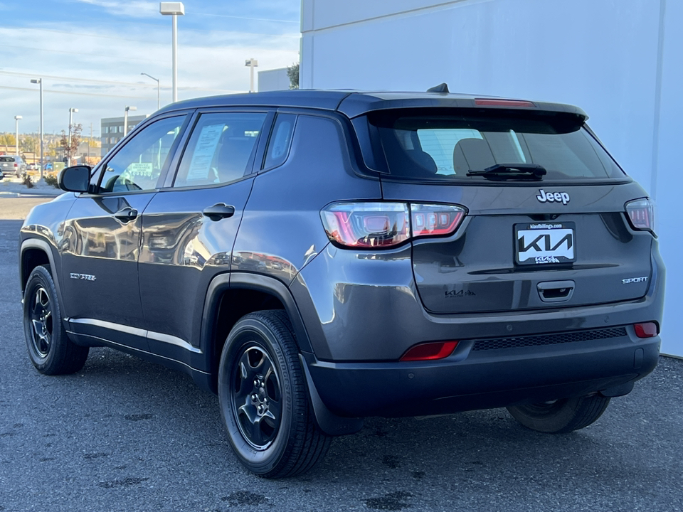 2018 Jeep Compass Sport 10