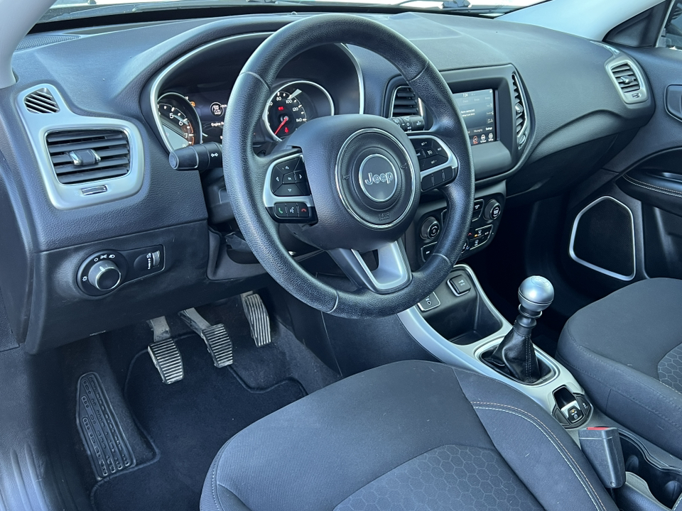 2018 Jeep Compass Sport 15