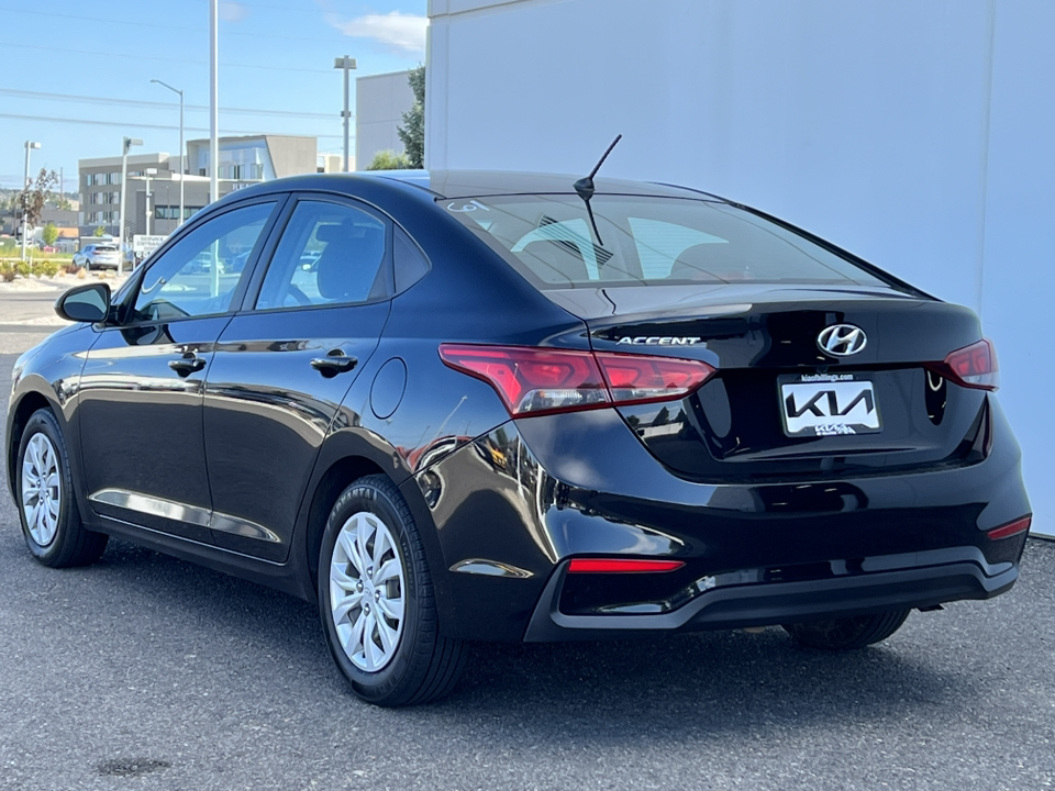 2021 Hyundai Accent SE 8