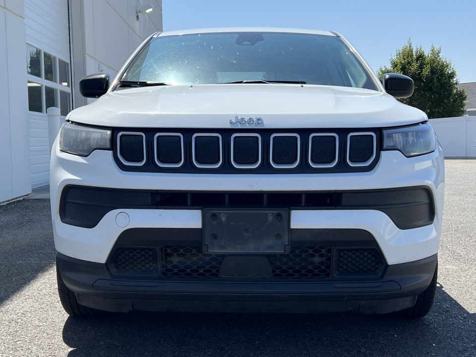 2022 Jeep Compass Sport 33