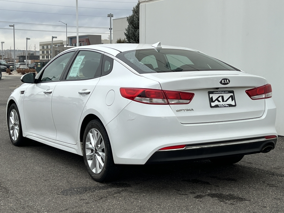 2017 Kia Optima LX 8