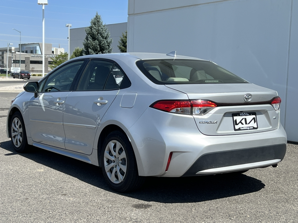 2021 Toyota Corolla LE 8