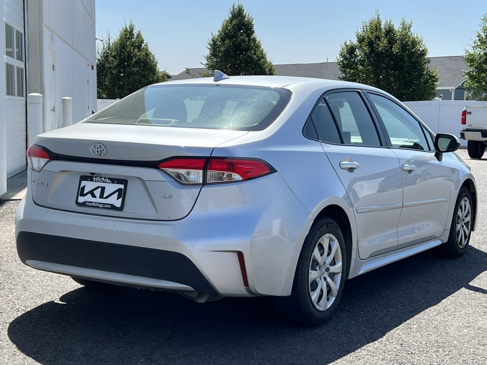 2021 Toyota Corolla LE 31