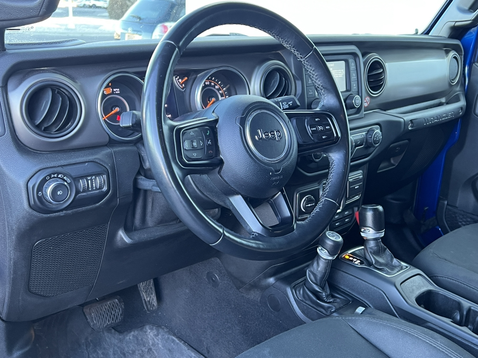 2018 Jeep Wrangler Sport S 16