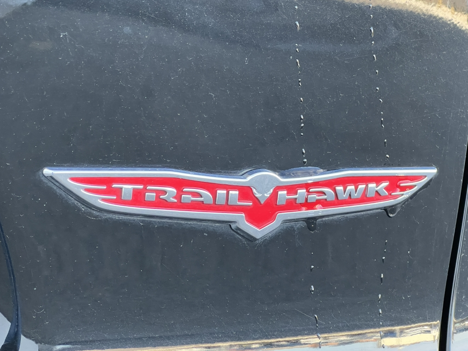 2021 Jeep Cherokee Trailhawk 2