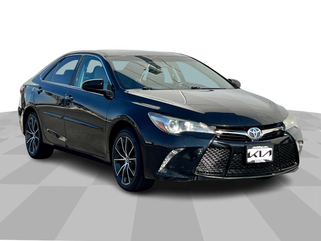 2017 Toyota Camry XSE 1