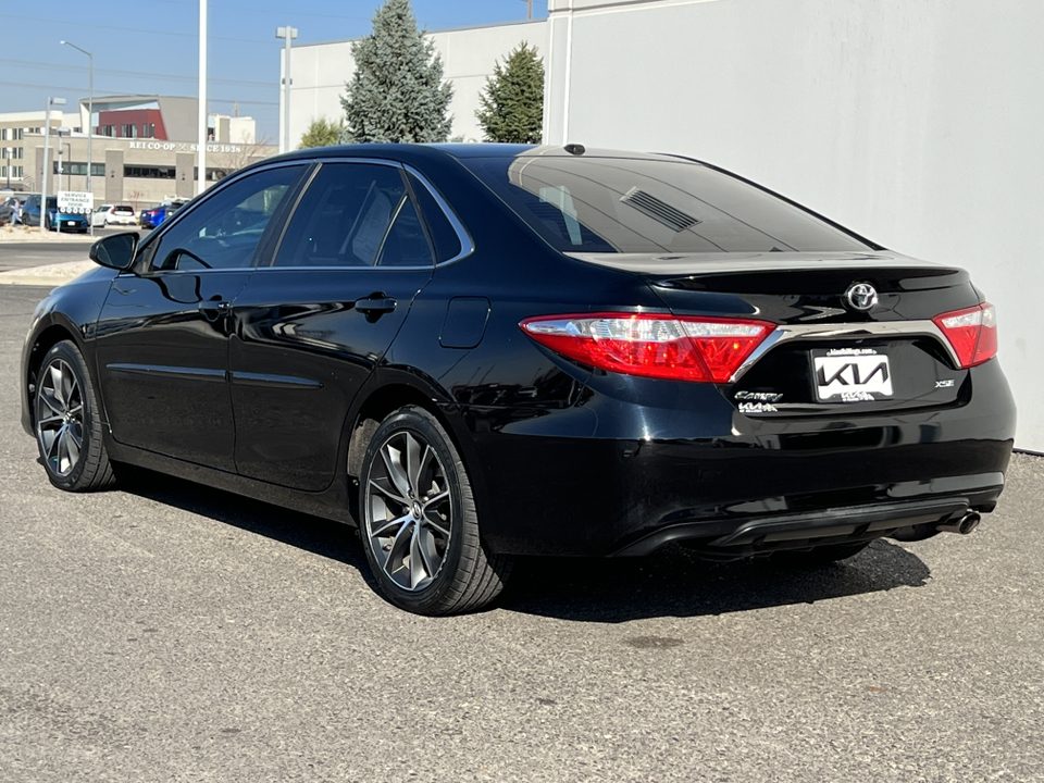 2017 Toyota Camry XSE 9