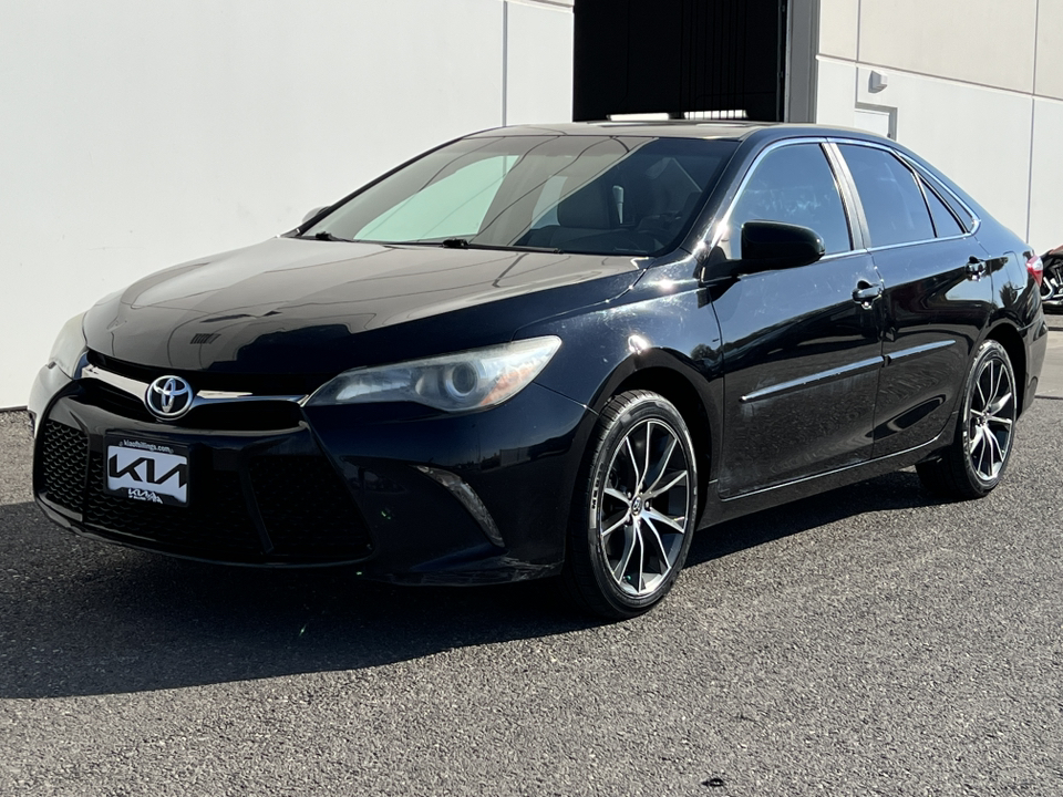 2017 Toyota Camry XSE 35