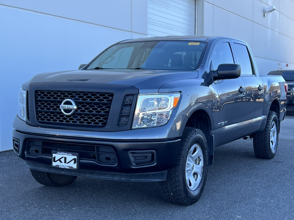 2017 Nissan Titan S 36