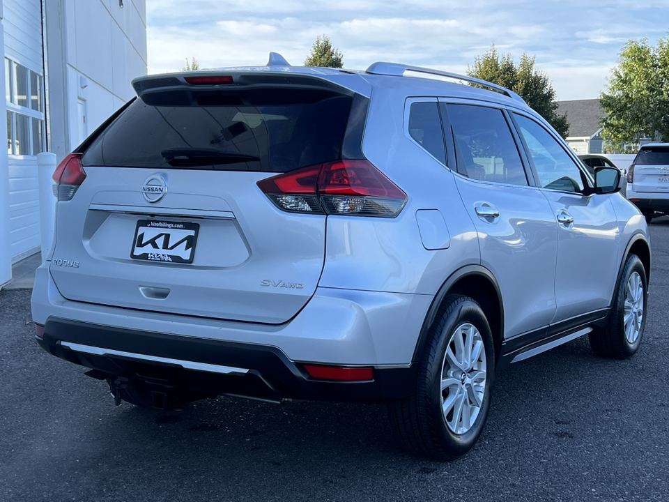 2018 Nissan Rogue SV 43